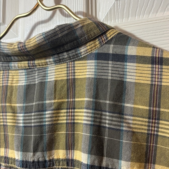 Woolrich Yellow and Gray Plaid Casual Shirt - Picture 5 of 7